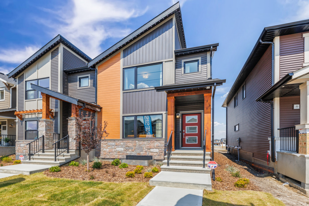 68 Emberside Grove