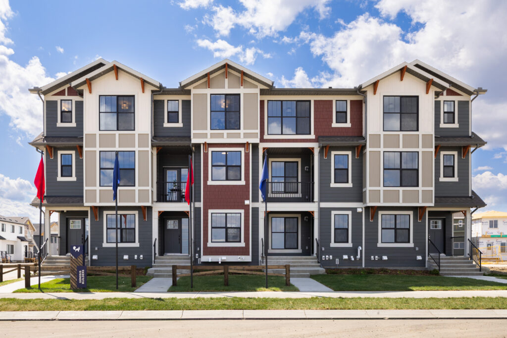 142 Wildrose Way SE